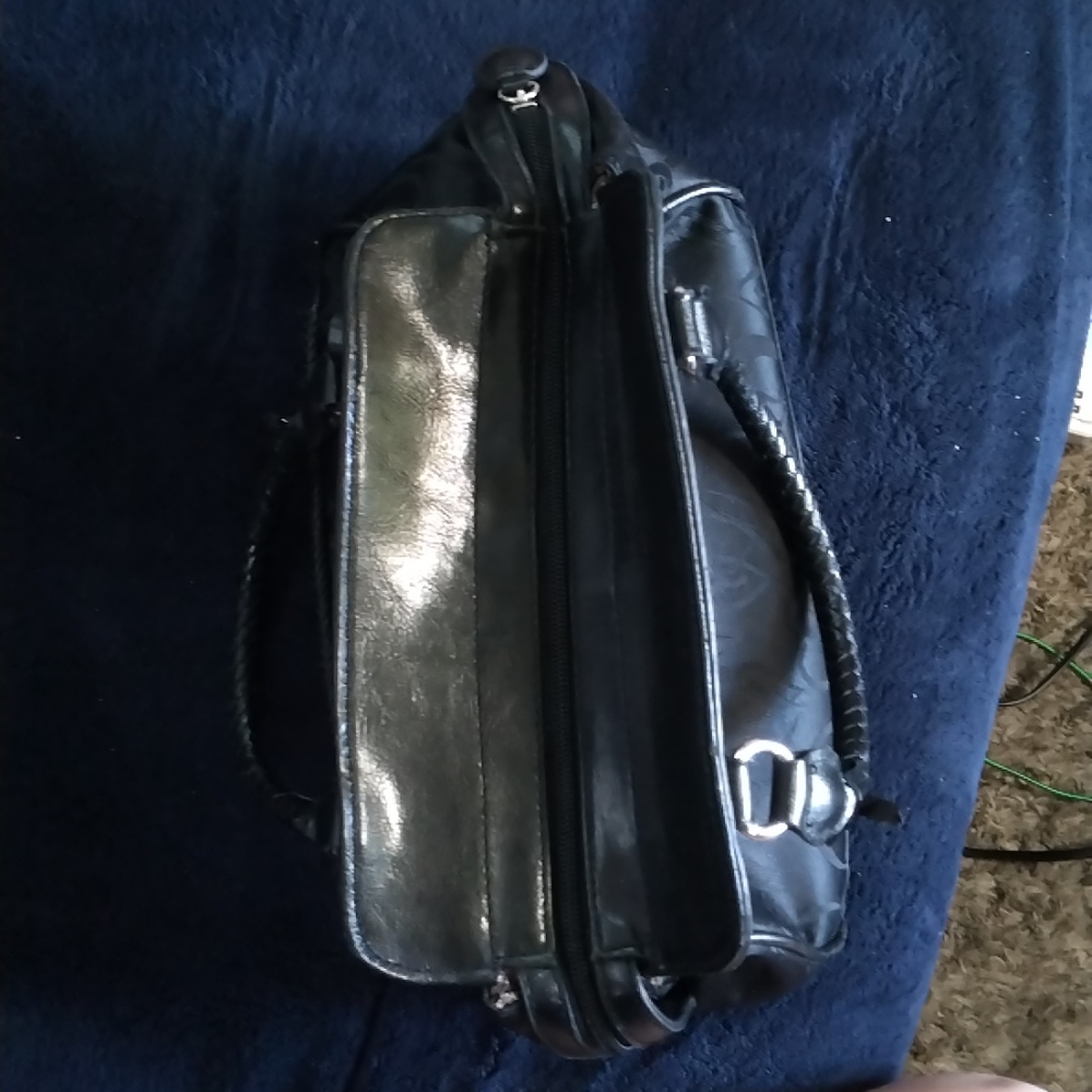 Purse - Picture 2 of 13